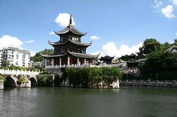 贵阳婚姻律师照片